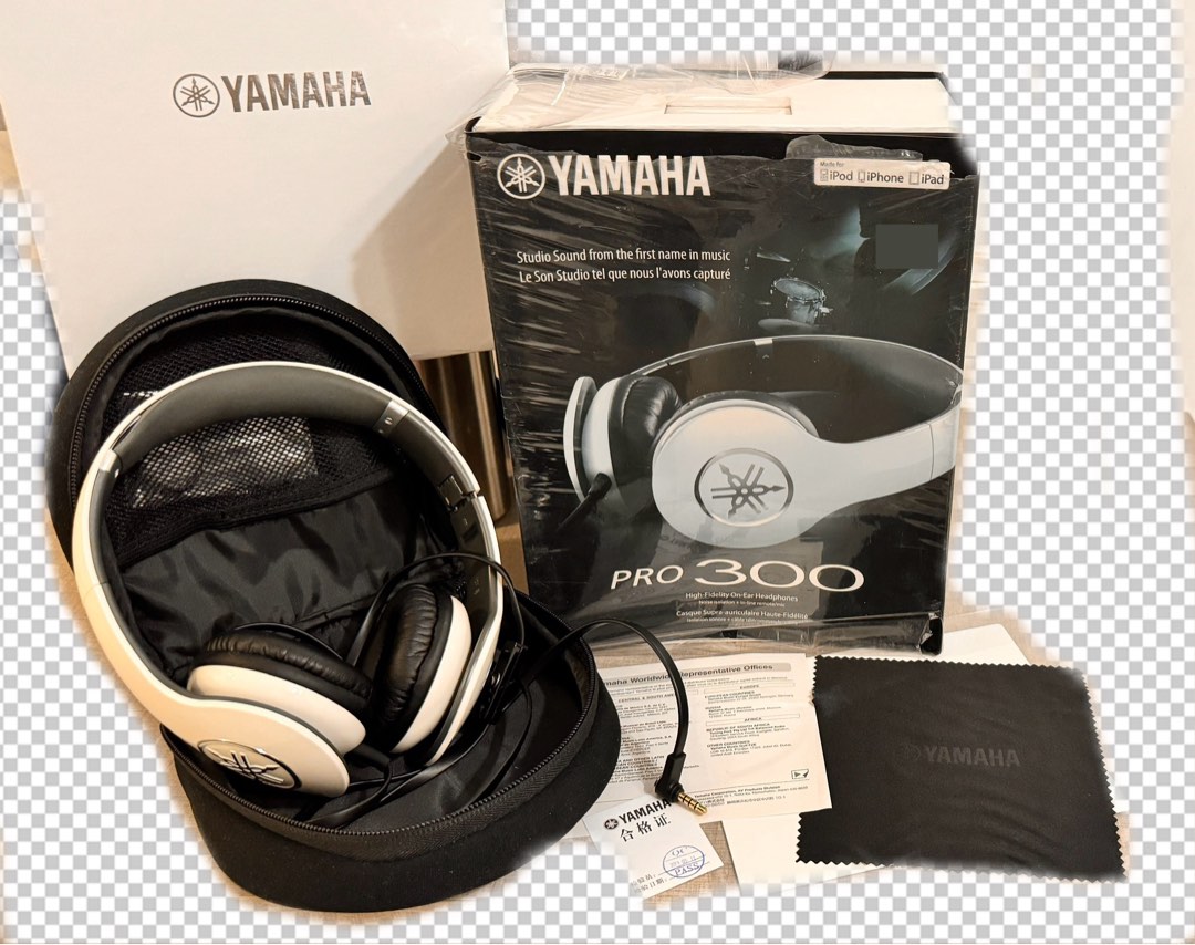 Yamaha HPH PRO 300