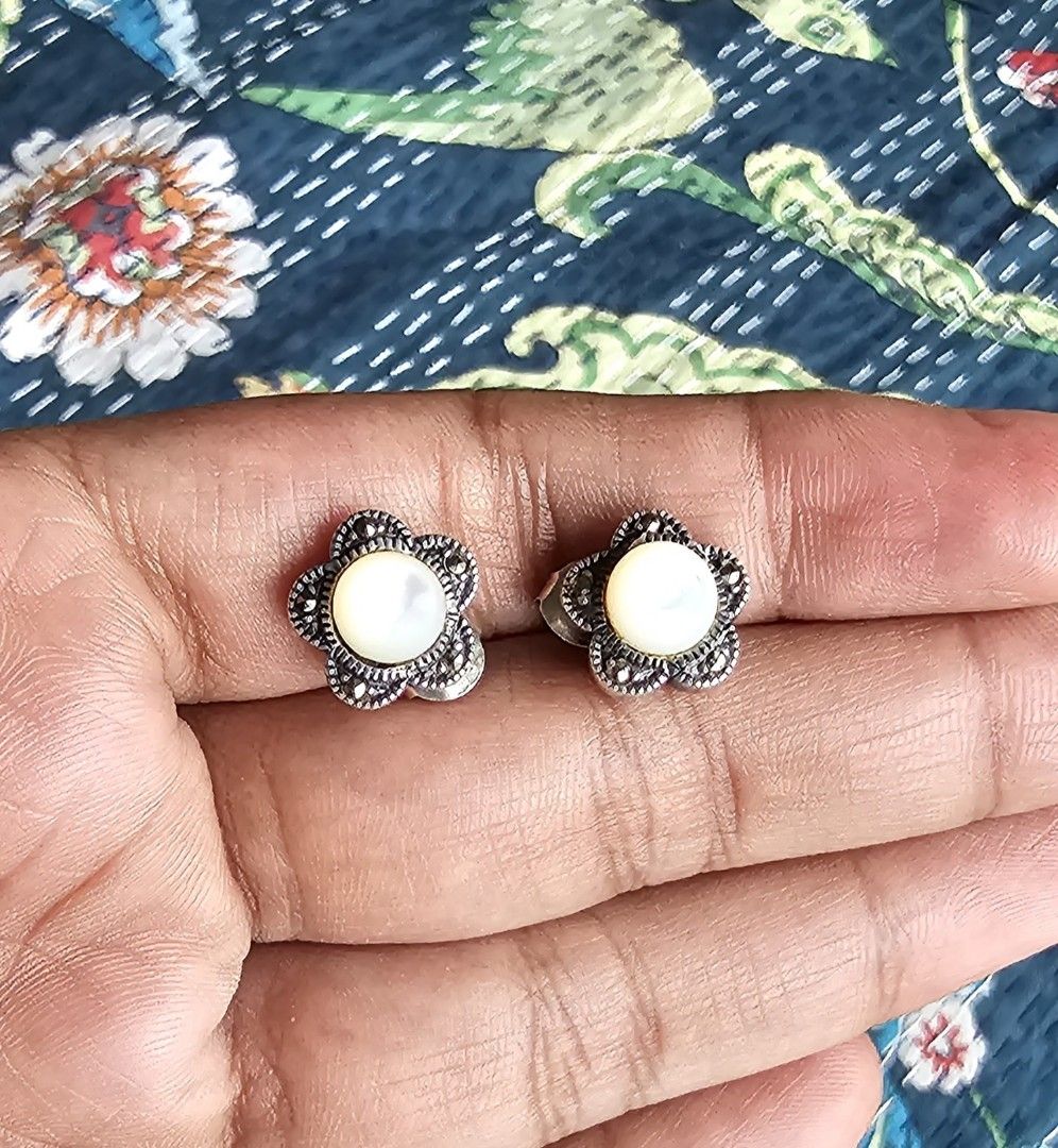 92.5 silver with mother of pearl and marcasite stones Women s