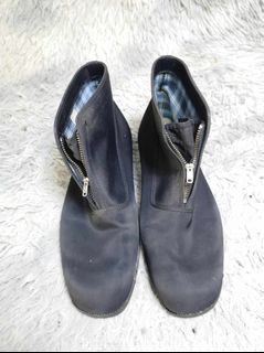 Asahi Black Zipper Boots