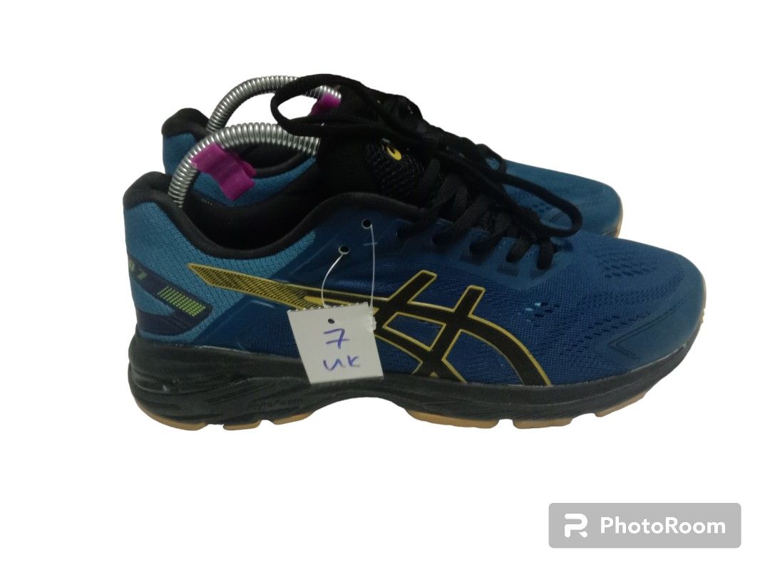 Asics GT2000 Men s Fashion Footwear Sneakers on Carousell