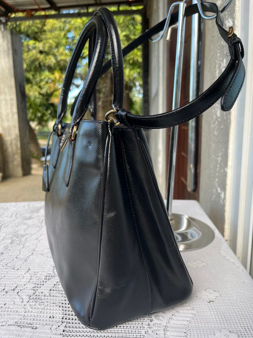 authentic prada safiano two way shoulder hand bag (Category: Luxury Bags & Wallets) located in Cabanatuan. Submitted by lambertodette (Listing ID 1285878939, Image 3). Description: authentic prada safiano two way shoulder hand bag. customized recolored pink to black excellence condition .