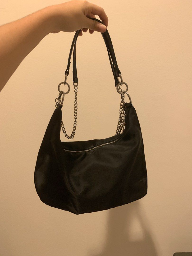 Casual shoulder bag on sale