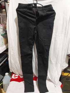 (Category: ) located in . Submitted by ceezee18 (Listing ID 1285931532, Image 1). Description: .