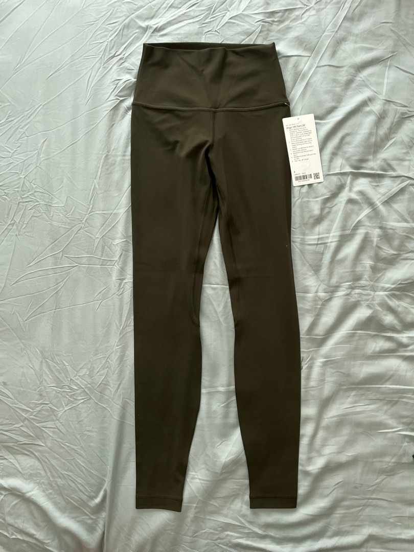 BNWT: Lululemon Align™ High-Rise Pant 28 Size 4, Women's Fashion,  Activewear on Carousell