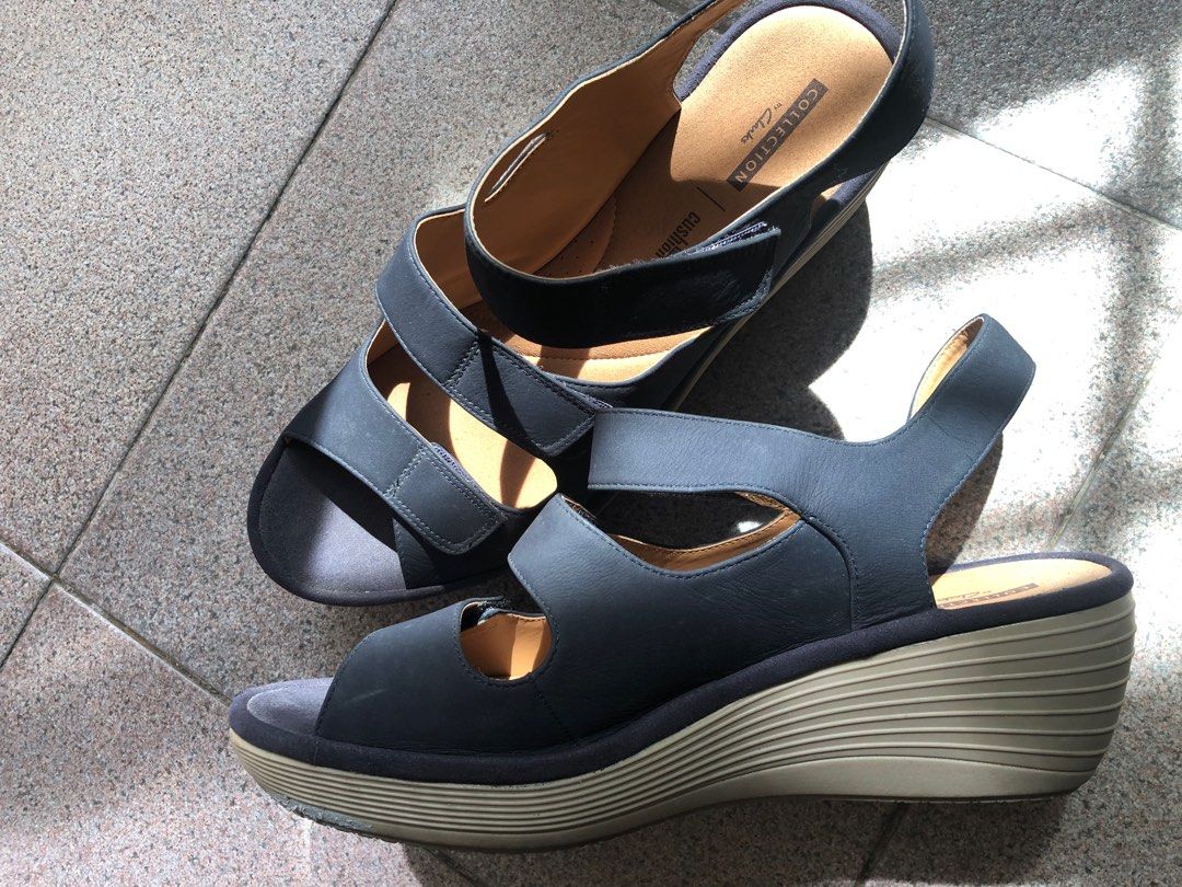 Clarks collection soft cushion cheap sandals