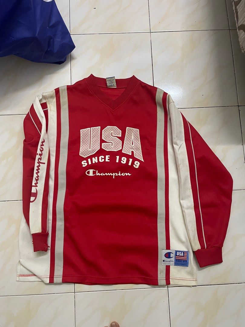 Champion sweatshirt hotsell clearance