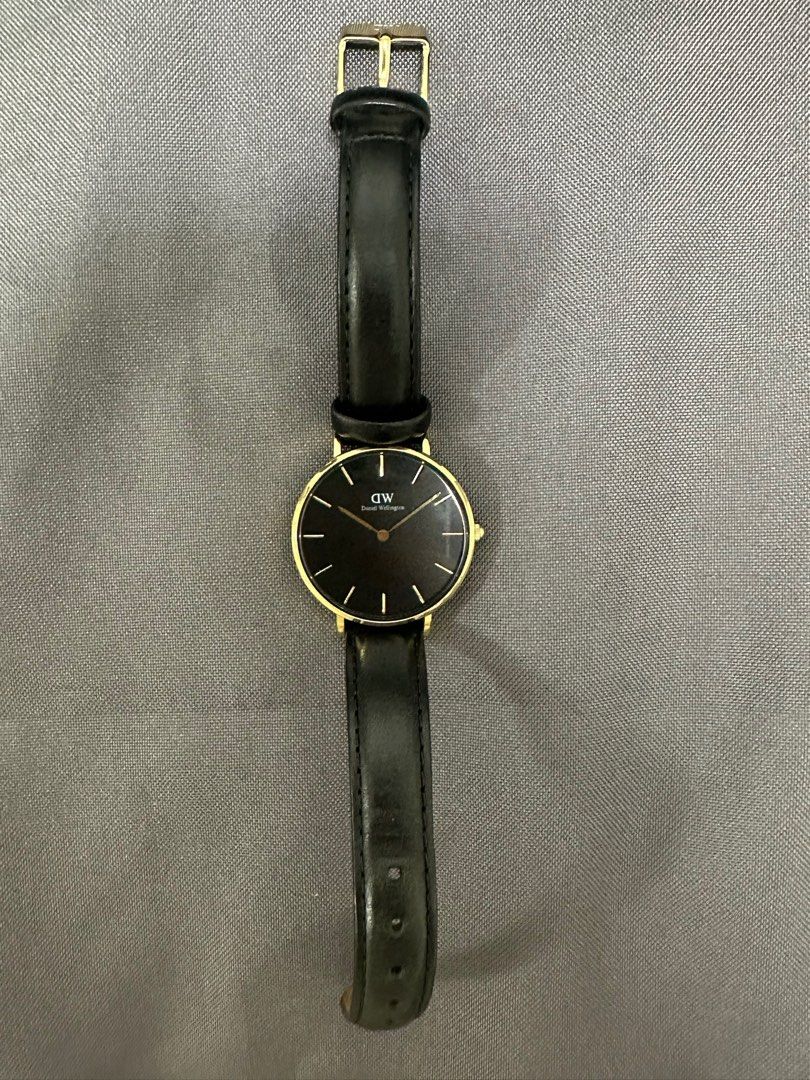 Daniel Wellington Petite Sheffield 32 Women s Fashion Watches Accessories Watches on Carousell