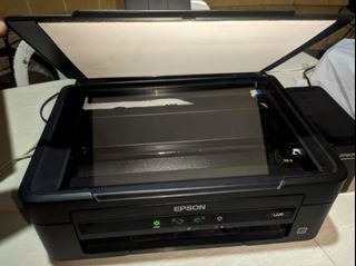 For sale Epson L220 Free 4 Bottles of pigment  ink