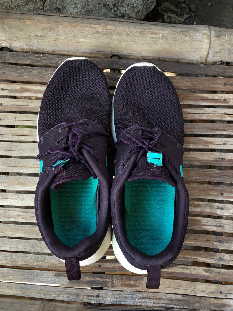 For sale Nike Roshe Run Men s Fashion Footwear Sneakers on Carousell