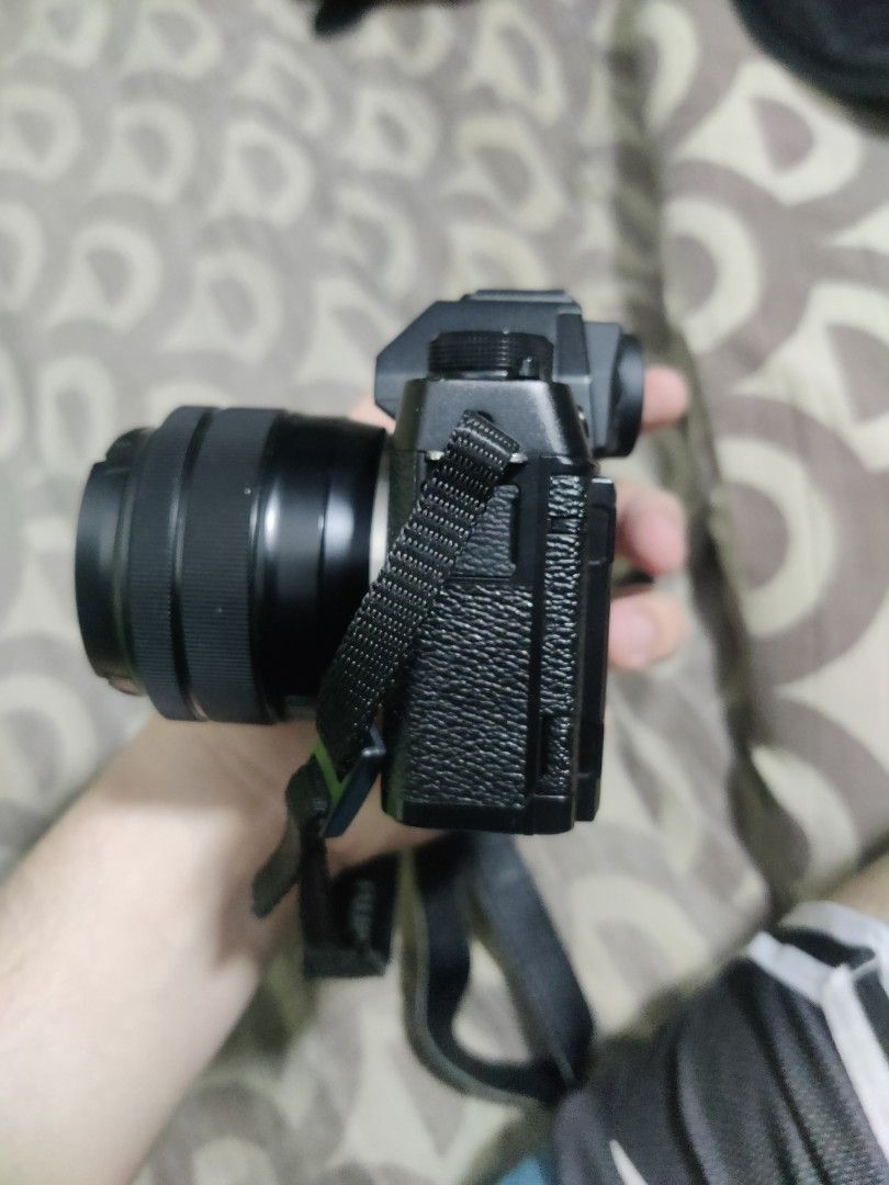 Fujifilm x-t100 (Category: Cameras) located in Manila. Submitted by lesterrr24 (Listing ID 1285894294, Image 3). Description: Fujifilm x-t100 The price is negotiable.