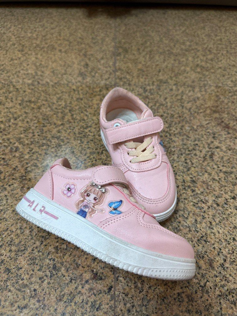 Girl s Pink Shoes Size 26