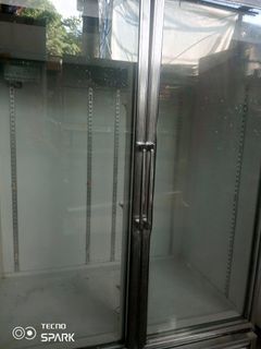 Glassdoor Freezer