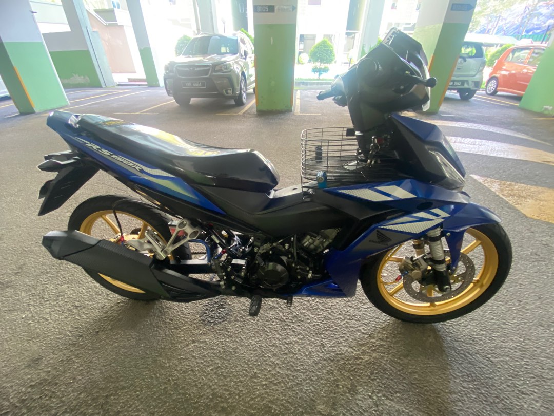Rs 150 Rim Gold Honda RS 150, Motorbikes on Carousell