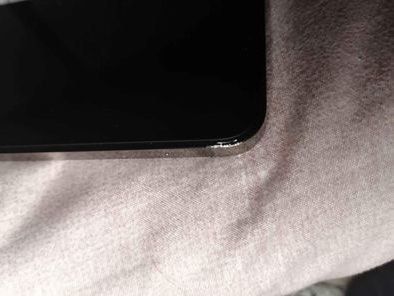 Iphone 12 pro 128gb (Category: iPhone 12 Series) located in Valenzuela. Submitted by schminckestufftolove (Listing ID 1285884535, Image 2). Description: Iphone 12 pro 128gb graphite Openline May dent lang sa left side sa metal nasa pic. Bh 93% Rep charger and unit only.