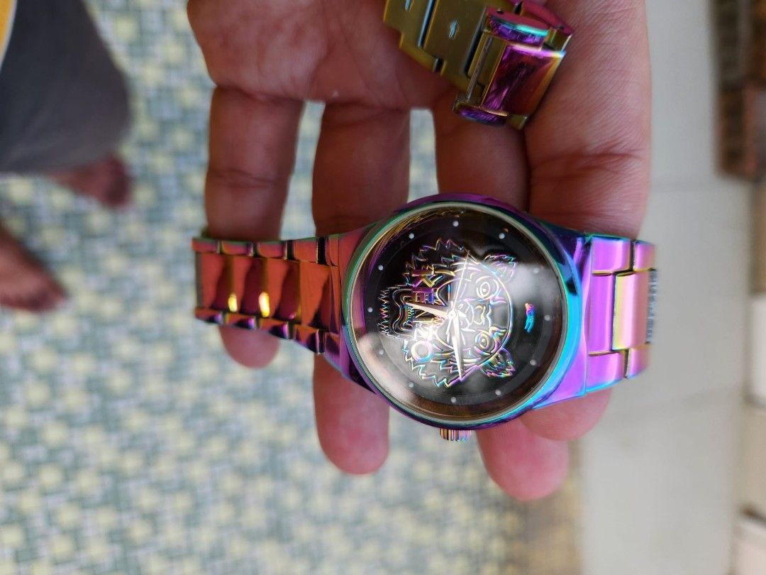 Kenzo rainbow top tiger watch