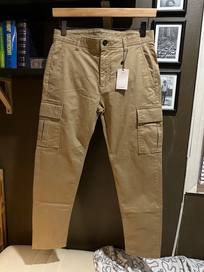 Slim-fit cotton cargo trousers - Man