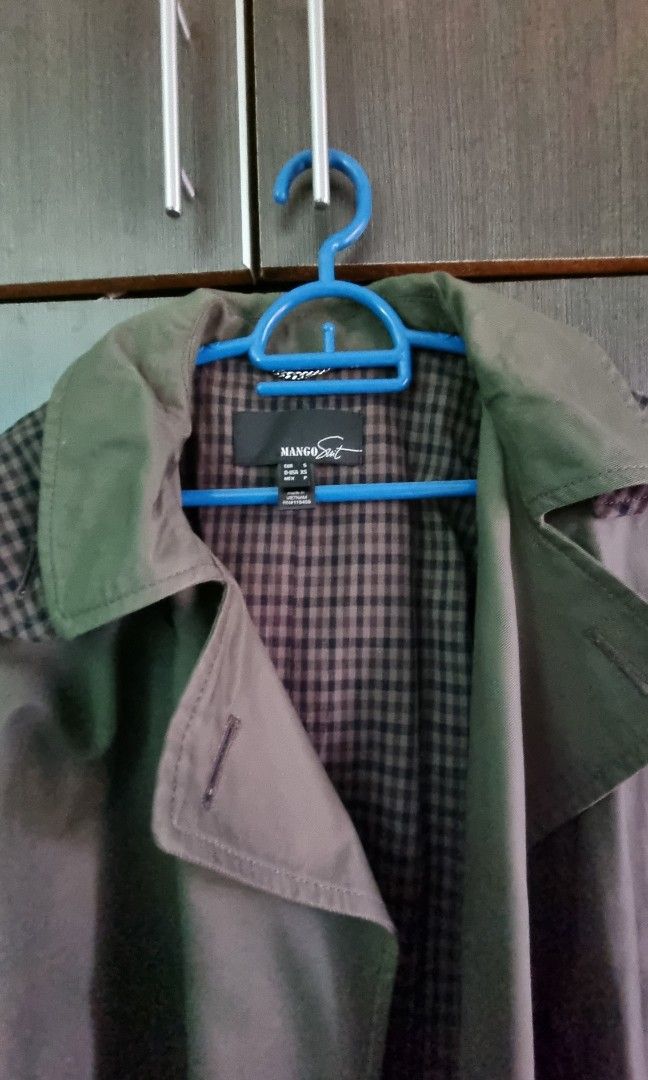MANGO winter jacket (Category: Coats, Jackets and Outerwear) located in Kuala Lumpur. Submitted by caranthiridril (Listing ID 1285845668, Image 2). Description: new item without tag..
