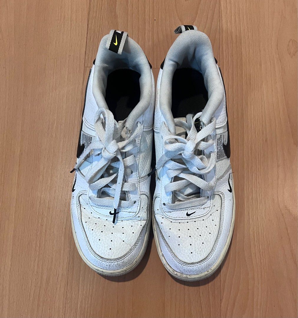 Nike Air Force 1 Lv8 Utility w/ Box (US Size 7) (Category: Sneakers) located in Manila. Submitted by piperpenn (Listing ID 1285924108, Image 2). Description: Rfs: decluttering shoes collection.