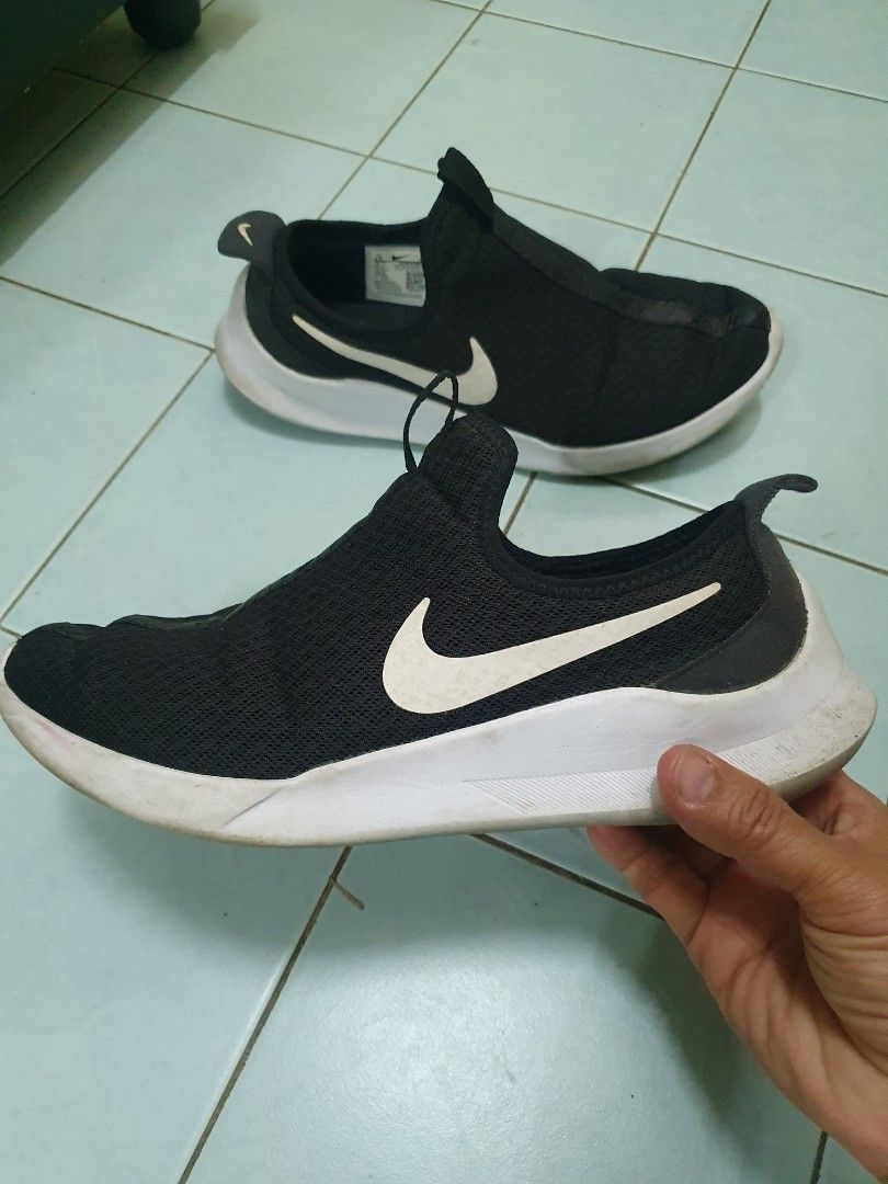 Nike Viale Slip shoes casual wear Men s Fashion Footwear Casual shoes on Carousell