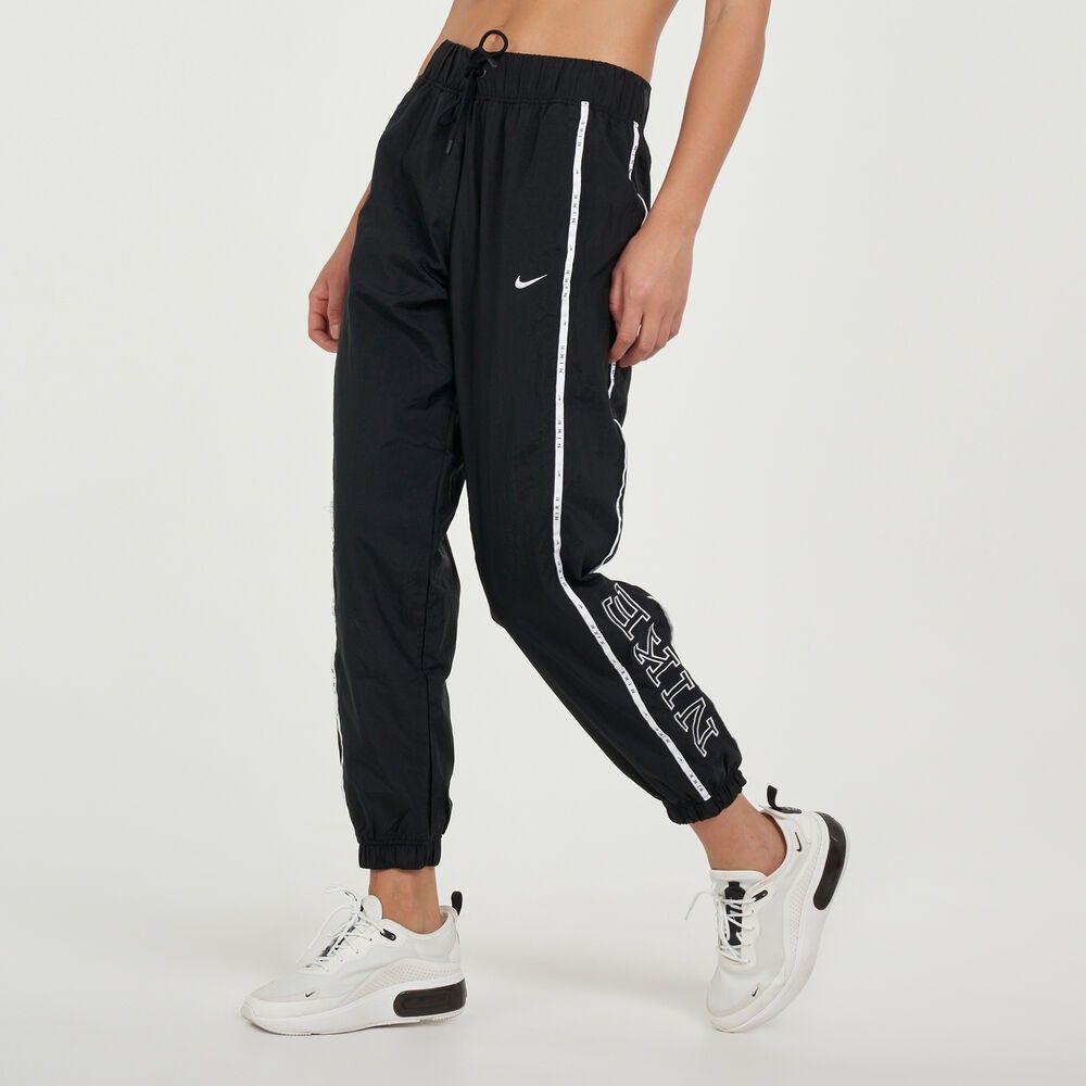 LULULEMON Keep Moving Pant - Black, Women's Fashion, Bottoms, Other Bottoms  on Carousell