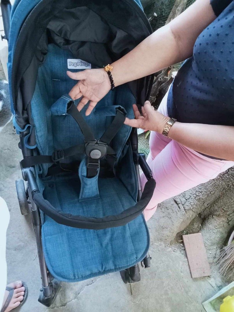 Peg perego (Category: Strollers) located in Calamba. Submitted by betonalber47354 (Listing ID 1285855999, Image 2). Description: For sale. Peg perego stroller (ORIGINAL)!!! . Made in italy . Good as new . Ang ganda no issue. Pm lang po. Padala po ito galing abroad..