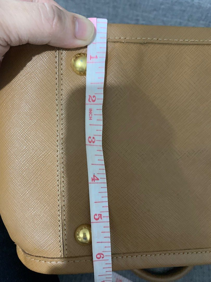 Prada Coach LV Dior Gucci (Category: Luxury Bags & Wallets) located in Makati City. Submitted by MikeRM (Listing ID 1283986443, Image 3). Description: like new,used occasionally less than 5x.no issues/repairs/damages.With authenticity card dated 2013..