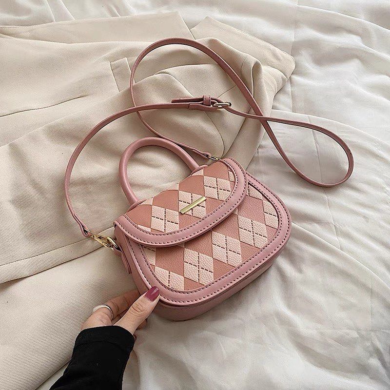 PRE ORDER 4 COLOURS Crossbody Bag for Women Sling Bag Cute Minimalistic Shoulder Bag Sling Bag Women Crossbody Bag Shoulder Bag Hand Bag