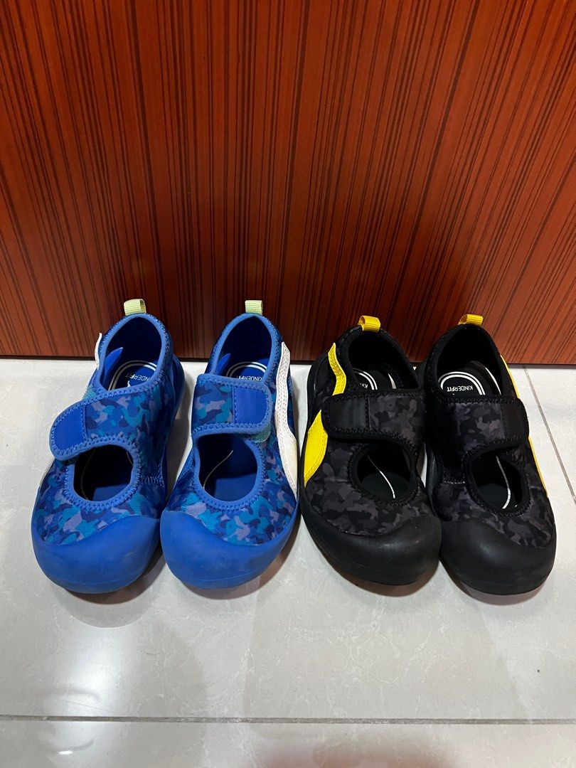 Puma store girl sandals
