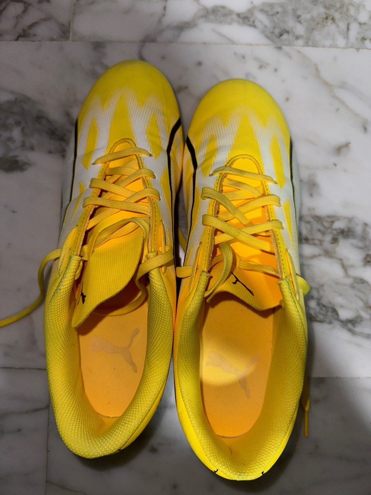Puma trainers yellow online