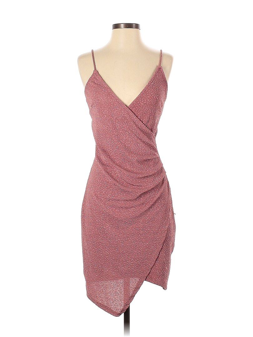 ReVamped shimmery dress (Category: Dresses) located in Baliuag. Submitted by allthingsambrit (Listing ID 1285852329, Image 1). Description: Perfect for parties.