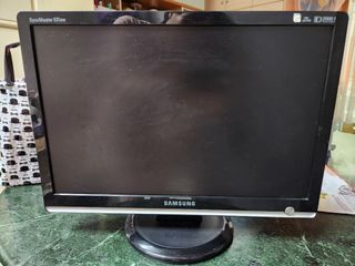 Samsung Monitor - SyncMater 931BW64207893927809110