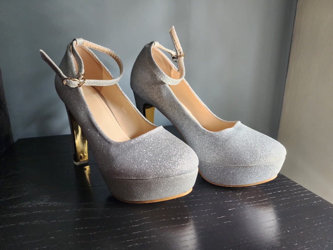 Cheap silver online sparkly heels