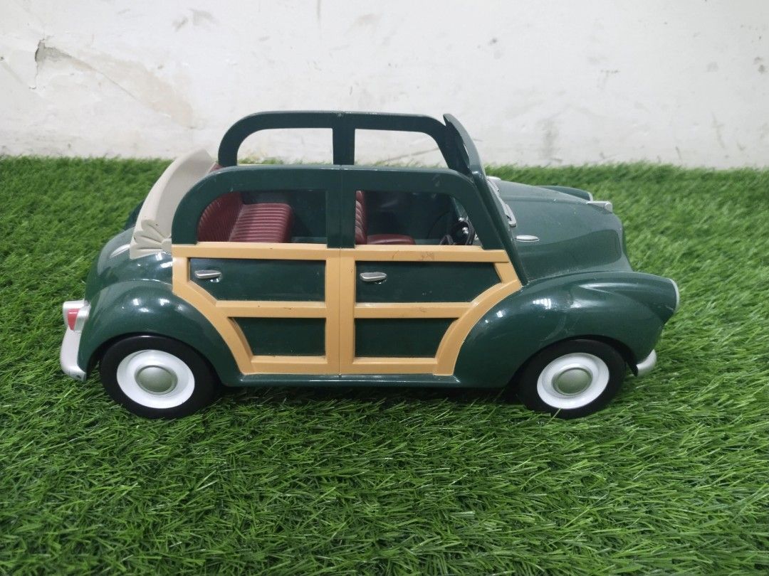 Sylvanian Families Car Green Morris Minor SM1LEY