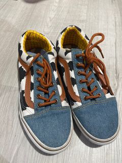 Special edition vans 219 top
