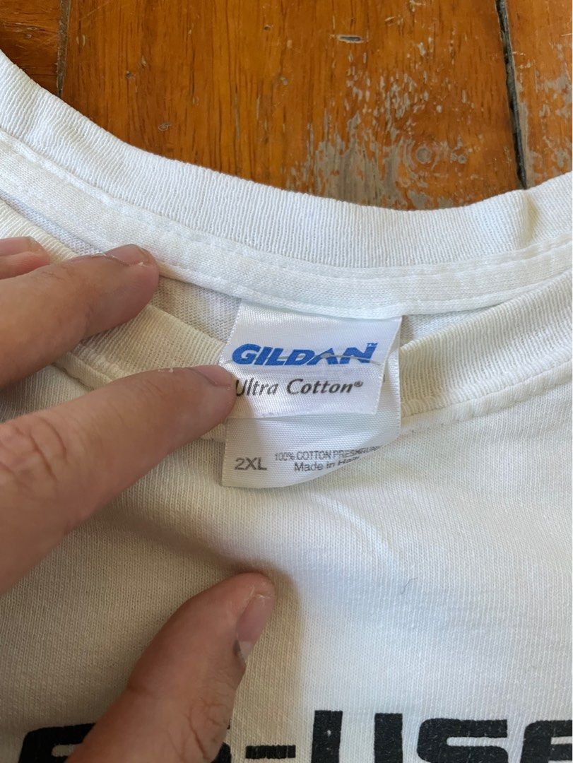 vintage gildan t shirt (Category: Tshirts & Polo Shirts ) located in Bacoor. Submitted by pastforward.ph (Listing ID 1285838823, Image 2). Description: fits xl to 2xl really great condition.