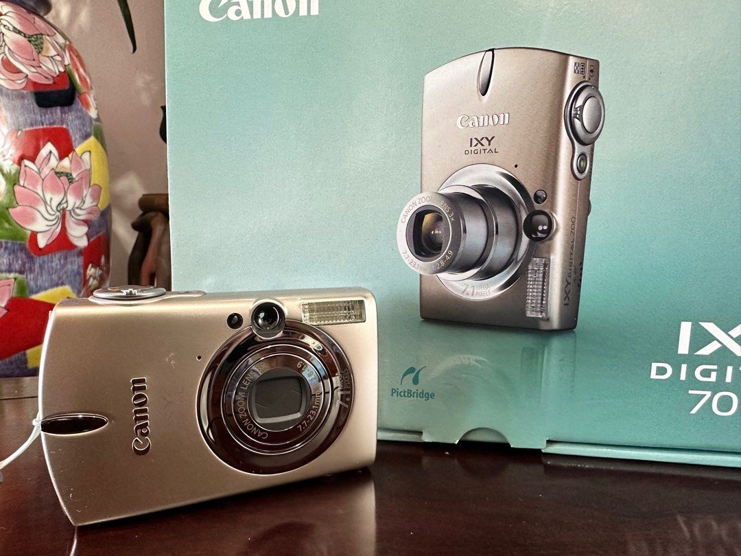 99% 新Canon IXY Digital 700 CCD數碼相機, 攝影器材, 相機- Carousell