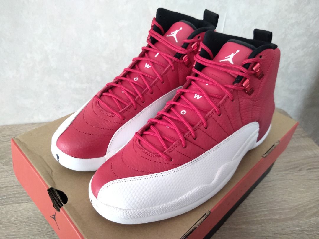 Jordan 12 2016 top