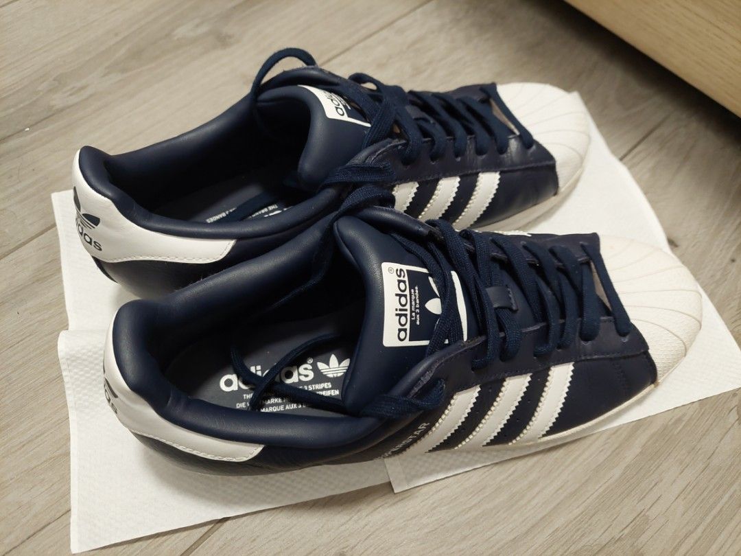 Old school store hip hop adidas