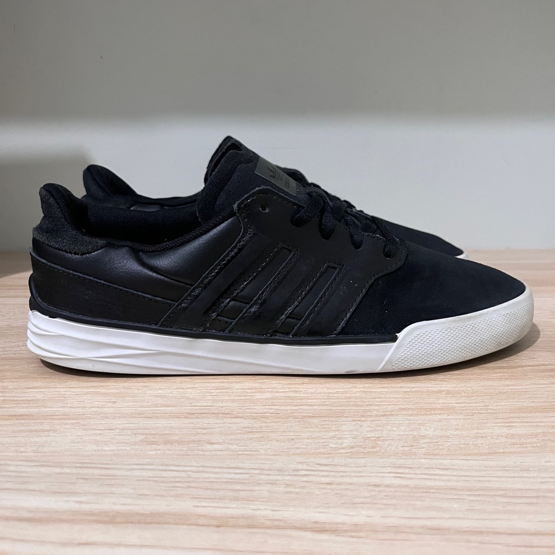 Adidas Triad Skateboarding Size 41 26 cm