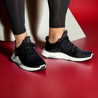 Alphabounce Instinct Running Training Shoe Top Grade Basketball Shoes w/ Free Socks