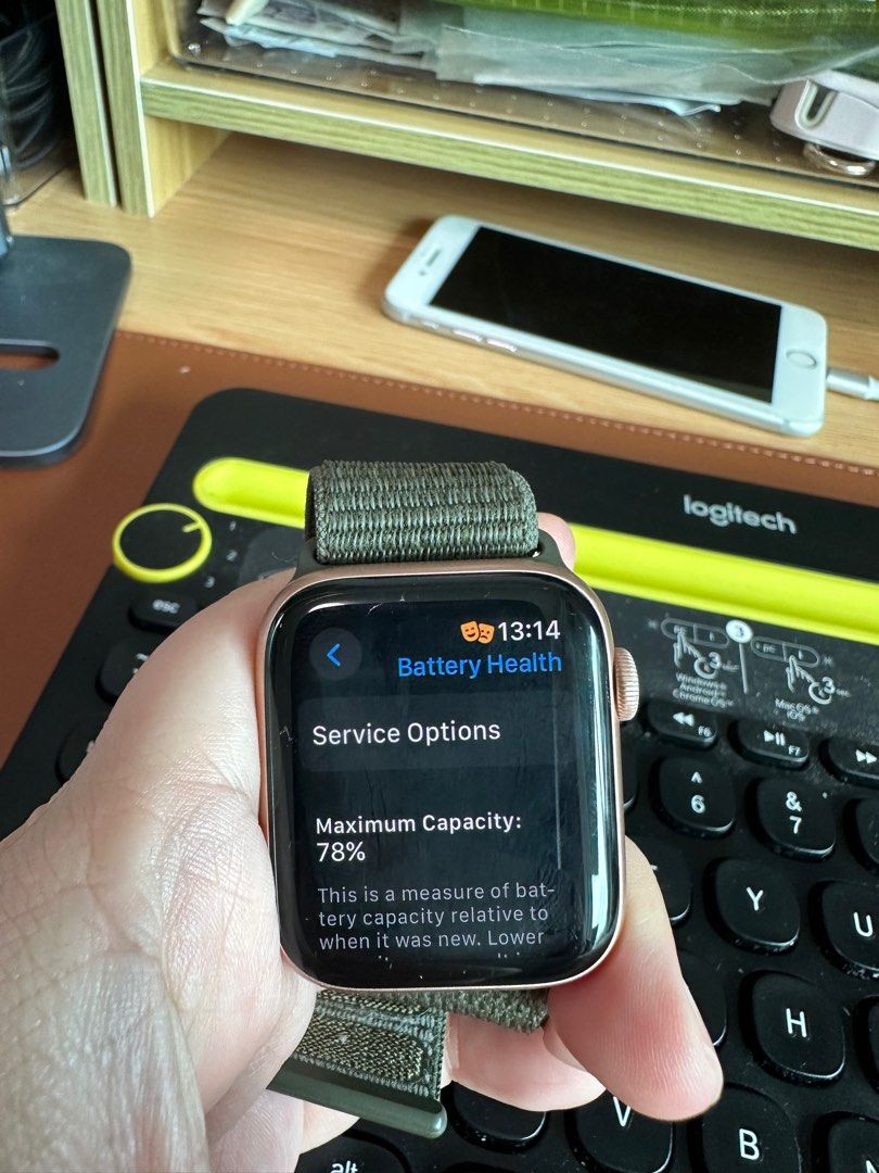 Apple Watch Series 4 44mm GPS rose gold with Nike sport strap
