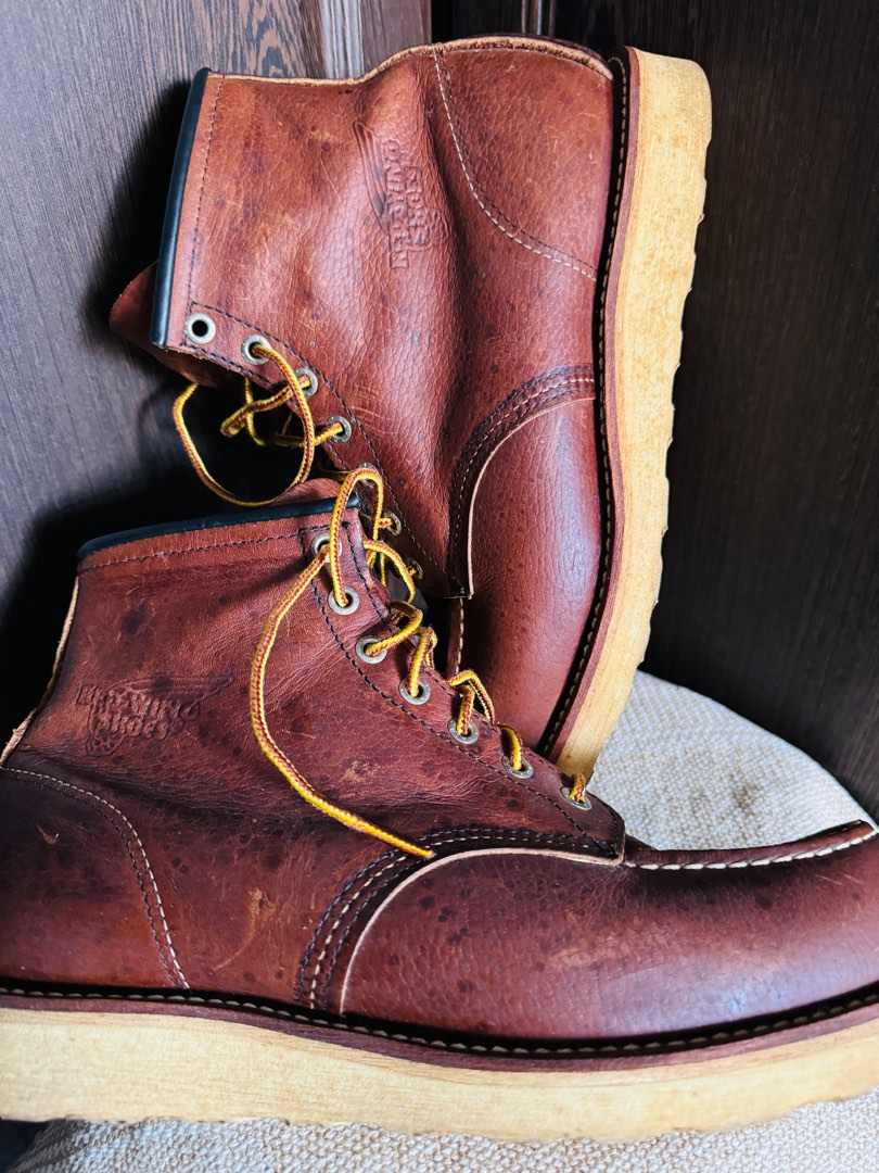 Red wing boots hotsell sold near me