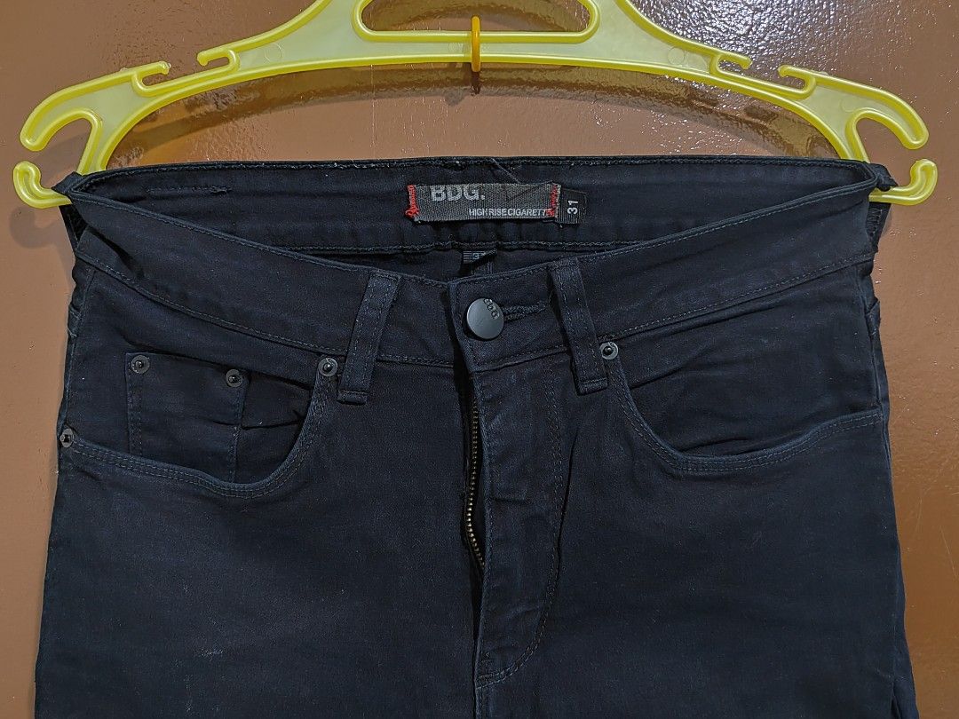 Bdg high rise cigarette jeans 2025