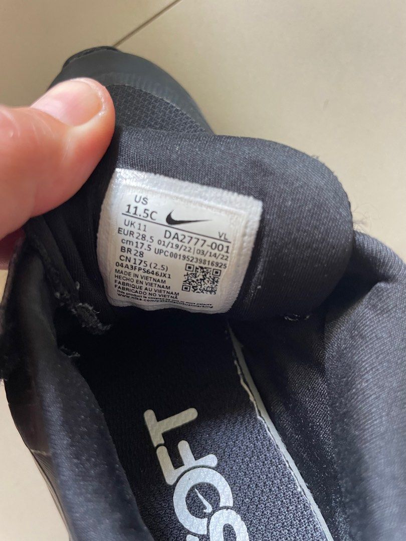 Boys black Nike trainers size US 11.5 Babies Kids Babies