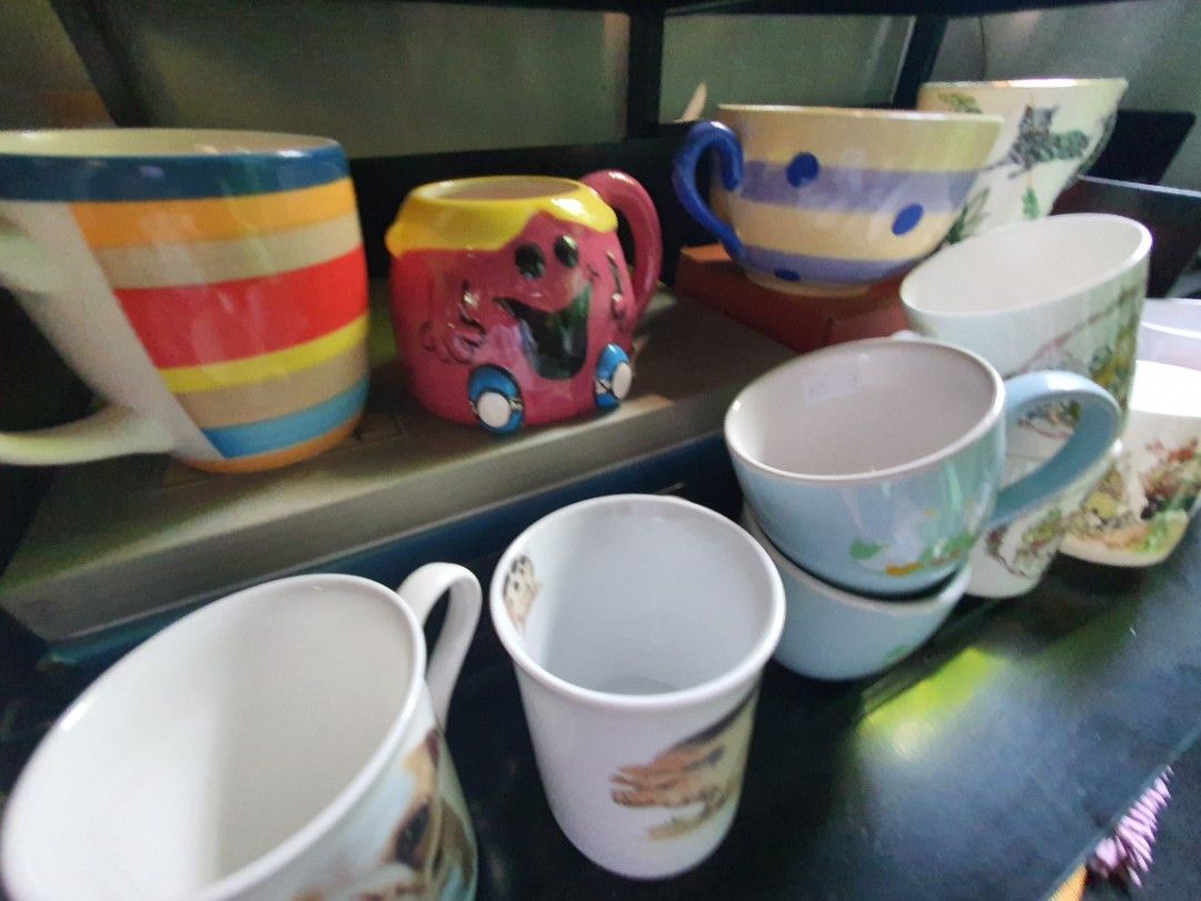 BUNDLE CHARACTER MUGS (Category: Coffee & Tea Tableware) located in Rizal. Submitted by missytin (Listing ID 1286034137, Image 2). Description: 13 pcs + 2pcs free (random) take all for P1,500 only. (P100/pc) assorted small, medium and large mugs all printed with branded pieces mostly made in england last price posted will give discount for bulk buys** gcash payment lalamove /LBC shipping 24hrs reservation only!!! no Joy Reservers please.