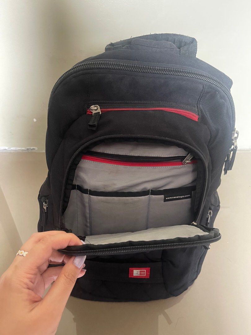 Case Logic Backpack (Category: Backpacks) located in Meycauayan. Submitted by caymncpxx (Listing ID 1286054064, Image 2). Description: .