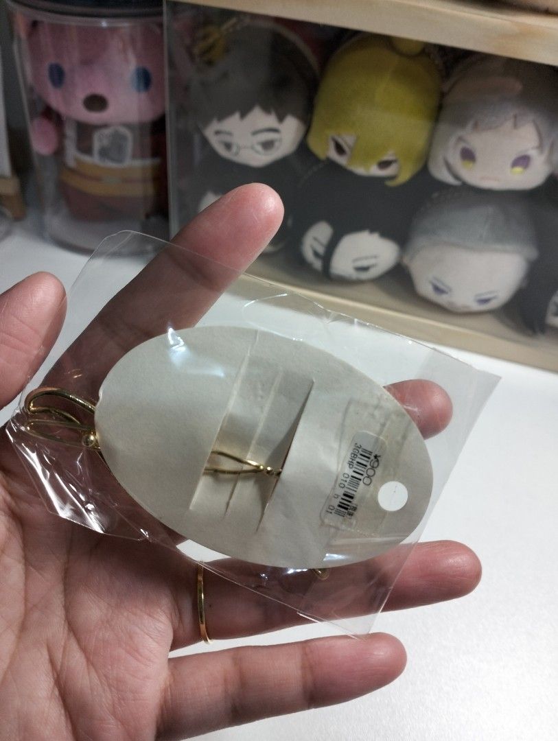 Cat metal hair clip (Category: Hair Accessories) located in Bulacan. Submitted by nyawnyaww (Listing ID 1286045125, Image 2). Description: 110 each.