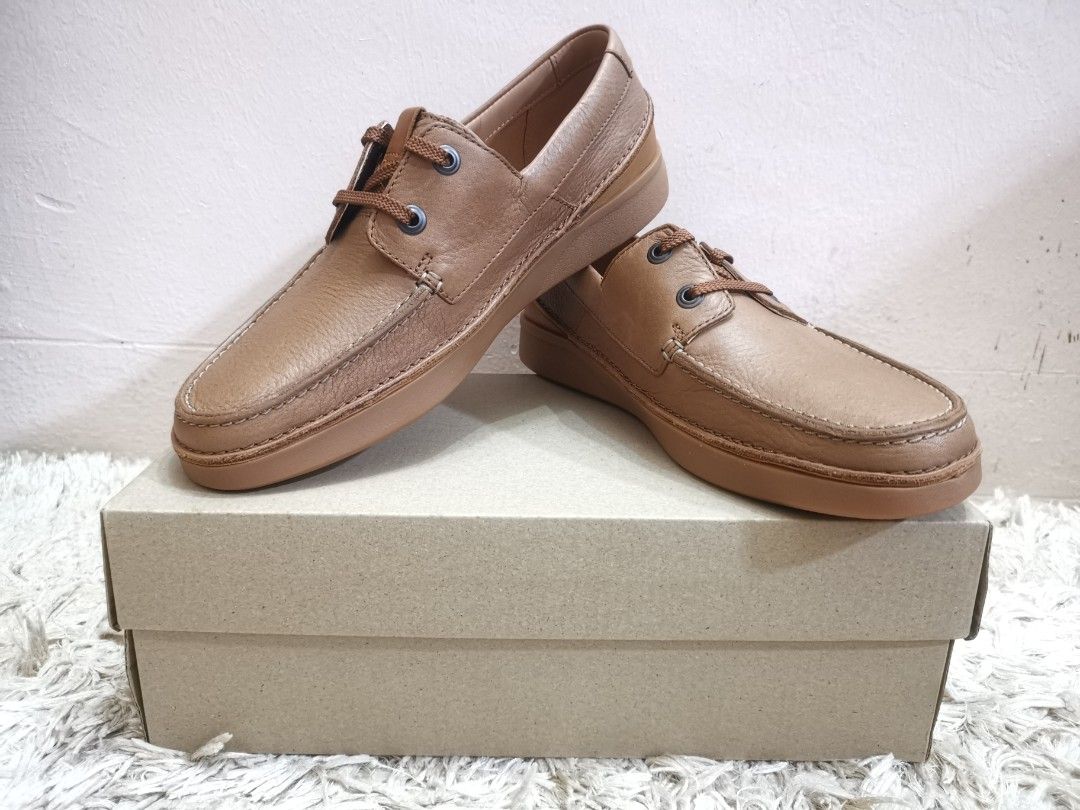 Oakland shop sun clarks