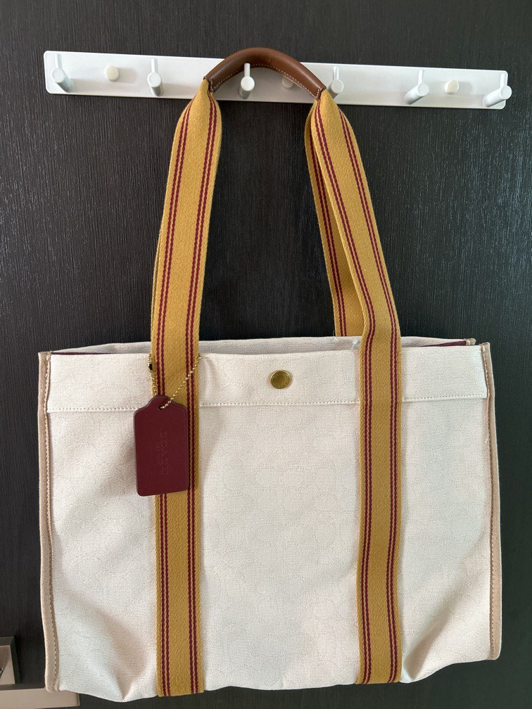 Coach spin logo print canvas tote Clearance