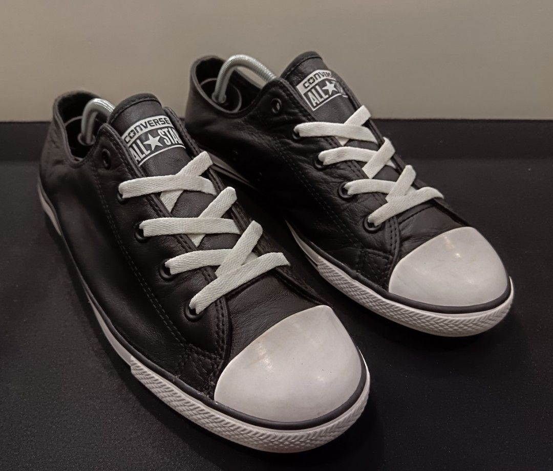 Chuck taylor all star dainty leather low top white sales